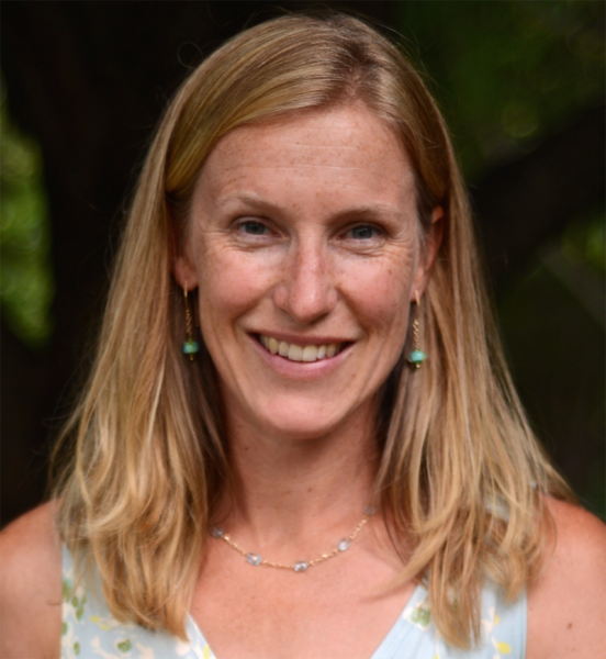 Julie Hampden headshot.