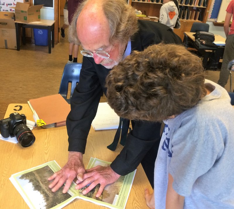 Student and Port Expert work together.