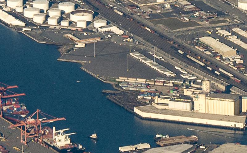 aerial photo of Terminal 10