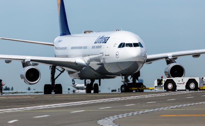 Lufthansa aircraft taxis at Sea-Tac Airport