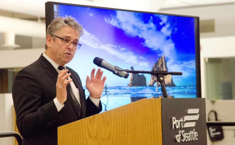 Commissioner Fred Felleman at the Sustainable Aviation Fuels Summit.