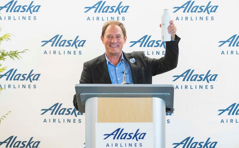 Commissioner Peter Steinbrueck holds a refillable water bottle.