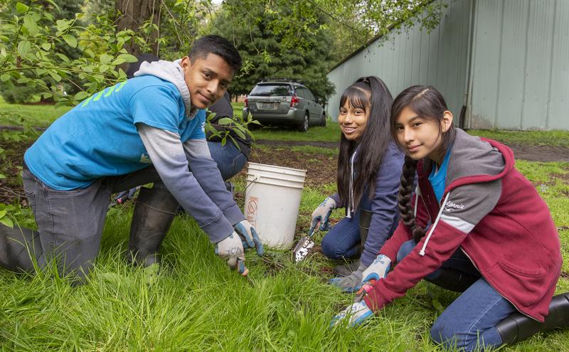 Young adult volunteers at Duwamish Alive, Seattle, April 2019