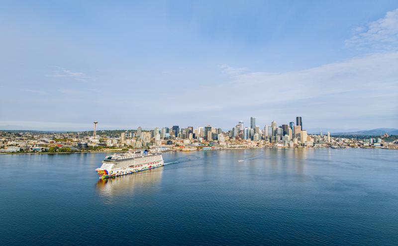 Cruise ship leaves the Port of Seattle. 