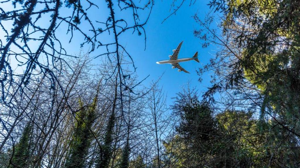 Partnering on Solutions to Community Concerns about Aviation Noise